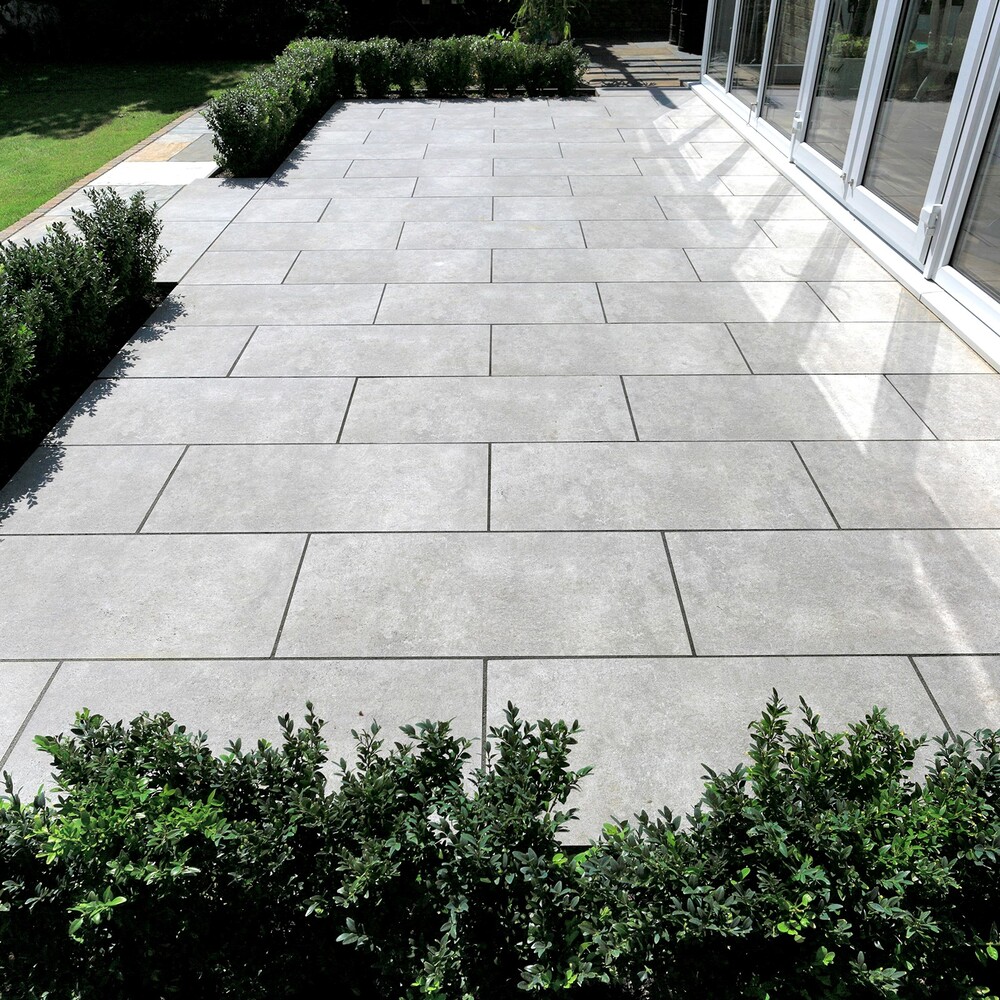 Porcelain Outdoor Paving - Grigio Silver Granite - 80cm x 40cm - Primethorpe Paving - AJS Landscapes (1)